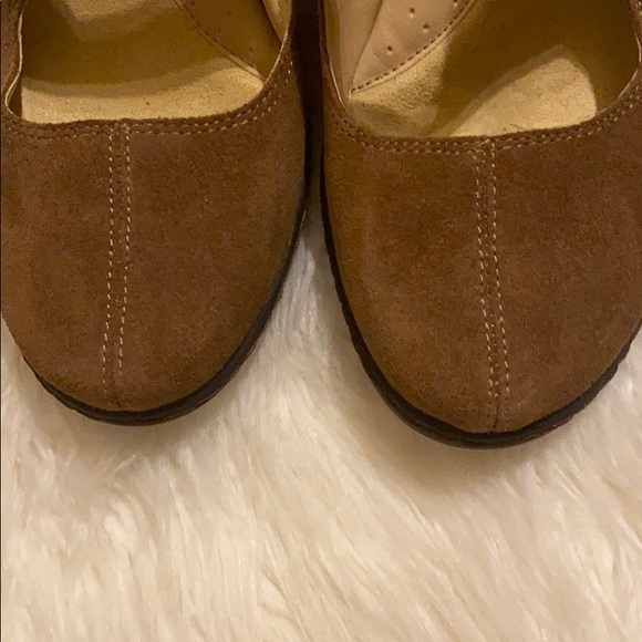 STRICTLY COMFORT MARIAN SUEDE LEATHER SLIP ONS - Picture 7 of 8